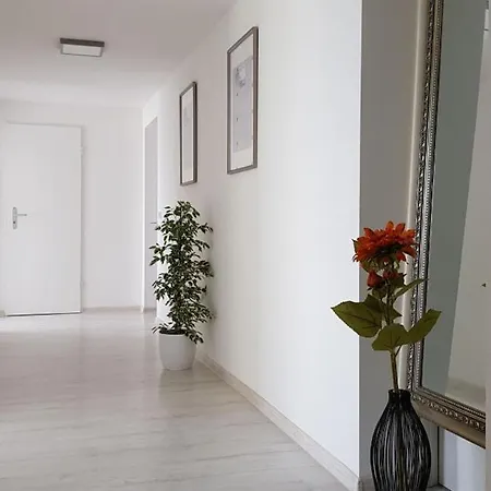 Appartement M I S T E R B A L E S Bahnhofsnaehe