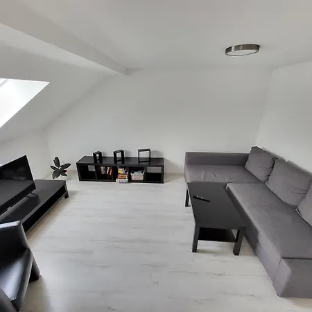 M I S T E R B A L E S Bahnhofsnaehe Apartment Zittau
