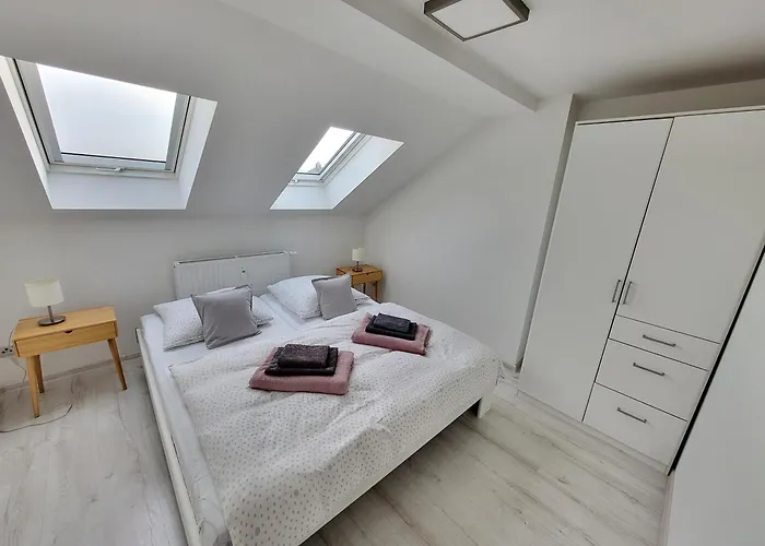 M I S T E R B A L E S Bahnhofsnähe Zittau